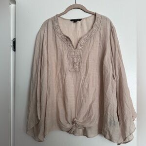 Zac & Rachel Woman Crochet Top